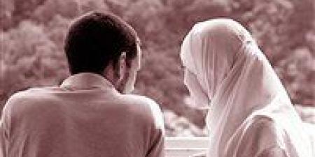 عطية لاشين يوضح حكم قول الزوجة لزوجها "أنت لست على ذمتي" ومدى أحقيتها في إيقاع الطلاق