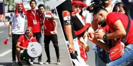 الجماهير المصرية تحتشد فى فندق إقامة منتخب مصر قبل التحرك للملعب