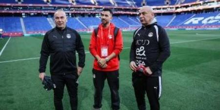 حسام حسن يجتمع بتريزيجيه لدعمه بعد مباراة مصر وبلجيكا