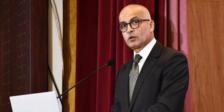 رئيس جامعة عين شمس يشهد فعاليات المؤتمر العلمي لكلية الهندسة