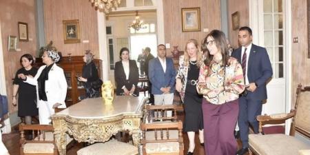 بعد تفقد وزيرة الثقافة.. ماذا تعرف عن متحف أحمد شوقى؟