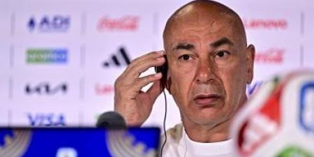 منتخب مصر ونيوزيلندا.. حسام حسن يحذر من البطاقات المجانية قبل لقاء إيران