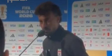 اللاعب الإيراني رامين رضائيان يُحرِج صحفية أمريكية بسبب سؤال سياسي (فيديو)