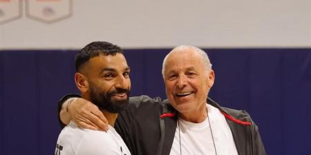 هاني أبو ريدة يحفز لاعبي منتخب مصر بمكافآت خاصة قبل مباراة نيوزيلندا