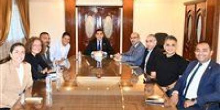 جوهر نبيل يبحث مع عمرو منسي الفعاليات الرياضية المقبلة