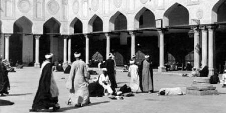 ذاكرة اليوم.. كليبر يغلق الأزهر وميلاد محمد حمزة ورحيل محمد صديق المنشاوى