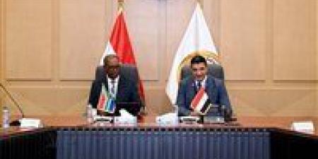 وزير الصناعة يبحث مع وزير التجارة الجنوب إفريقي سبل تعزيز التعاون الاقتصادي وتحقيق التكامل الصناعي