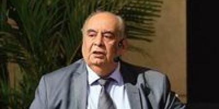 يوسف زيدان ينكر محاولة أبرهة الحبشي هدم الكعبة.. وأمير سعودي يرد