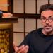 بعد
      سنوات
      من
      الخلاف..
      أحمد
      فهمي
      يعتذر
      لـ
      شيكابالا
      على
      الهواء:
      حقك
      عليا