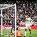 رغم
      الجدل
      التحكيمي:
      ريال
      مدريد
      يعزز
      صدارته
      للدوري
      الإسباني
      بالفوز
      على
      برشلونة
      في
      الكلاسيكو
      (1/2)