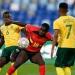 شوط مثير بين جنوب أفريقيا ضد أنجولا ينتهى بالتعادل 1-1 فى مجموعة مصر