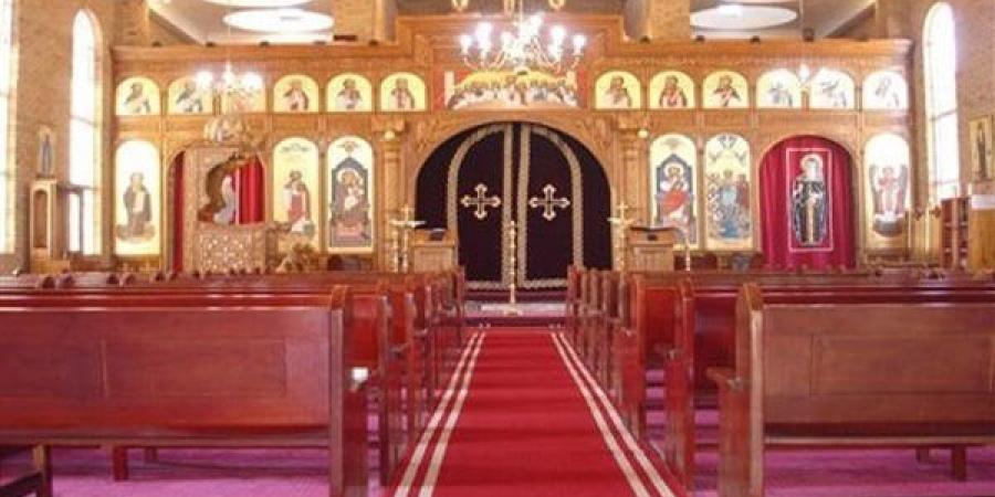 رسامة
      مكرسات
      وطالبات
      تكريس
      جَدِيداتٌ
      بإيبارشية
      طما