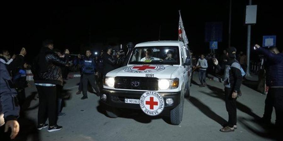 دانا
      أبو
      شمسية:
      نتنياهو
      يحاول
      عرقلة
      صفقة
      تبادل
      المحتجزين