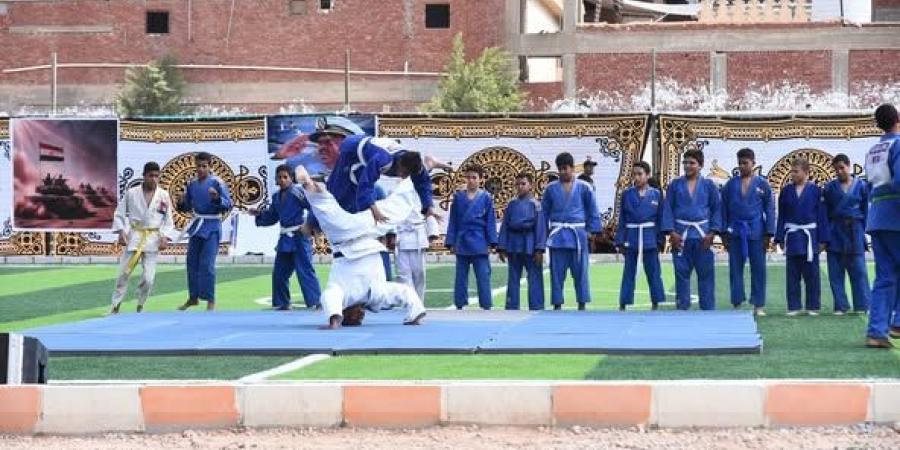 محافظ
      مطروح
      الإحتفالية
      التى
      نظمتها
      مديرية
      التربية
      والتعليم
      بالمحافظة
      بذكرى
      انتصارات
      السادس
      من
      أكتوبر