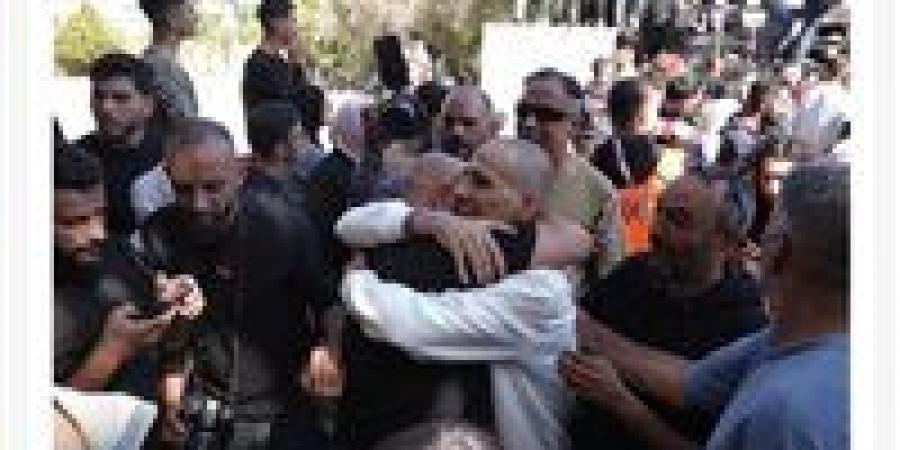 154
      أسيراً
      فلسطينياً
      أفرجت
      عنهم
      إسرائيل
      يصلون
      إلى
      مصر