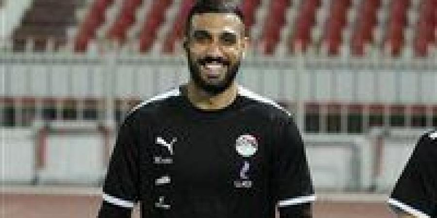 سعفان
      الصغير:
      الفترة
      القادمة
      ستشهد
      انضمام
      أحمد
      الشناوي
      للمنتخب