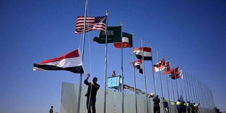 عاجل..
      اليوم
      بحضور
      قادة
      وزعماء
      العالم..
      السيسى
      وترامب
      يتزعمان
      قمة
      شرم
      الشيخ
      لإنهاء
      حرب
      غزة