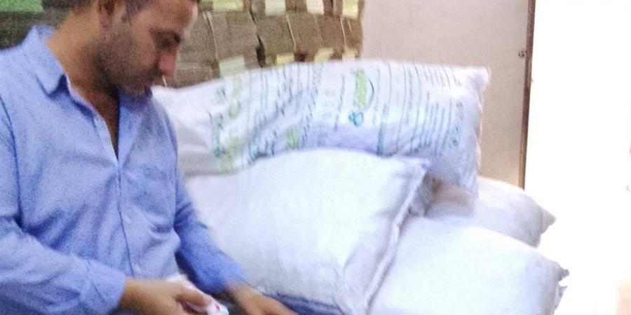 تموين
      الشرقية
      يواصل
      حملاته..
      ضبط
      أغذية
      فاسدة
      وزيوت
      مجهولة
      المصدر
      ببلبيس