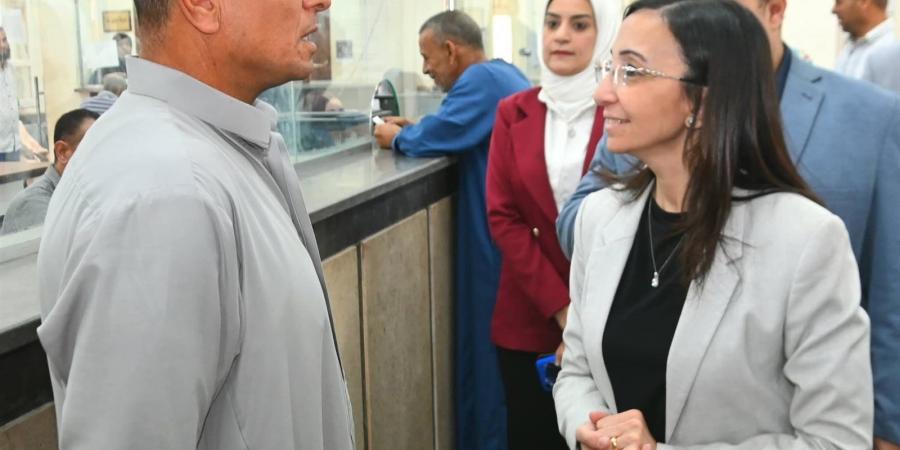 محافظ
      البحيرة
      تتابع
      الخدمات
      بقرية
      الأبعادية
      في
      دمنهور