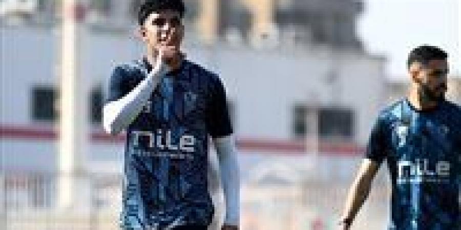محمد
      السيد
      ينتظم
      في
      تدريبات
      الزمالك
      استعدادًا
      لمباراة
      ديكيداها
      في
      الكونفدرالية