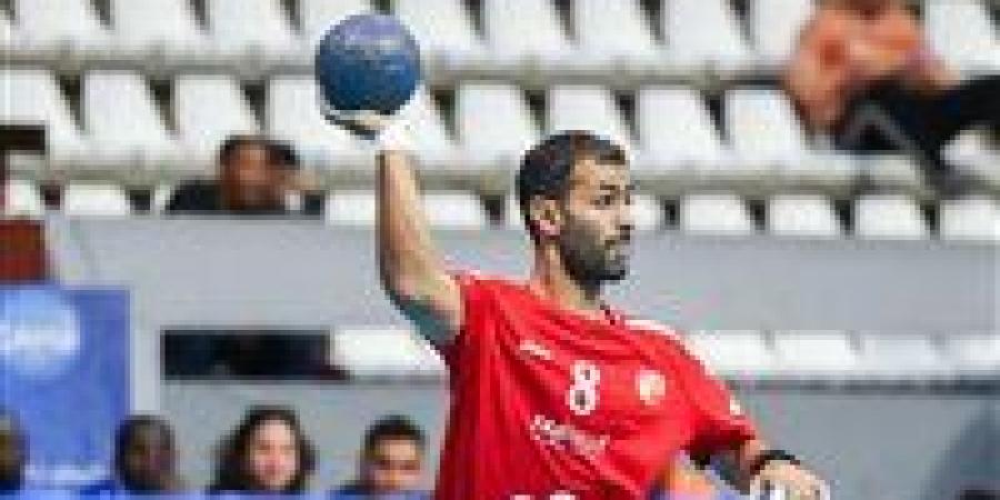 محمد
      هشام
      لاعب
      كرة
      اليد:
      الأهلي
      هو
      المرشح
      الأول
      للفوز
      ببطولة
      إفريقيا