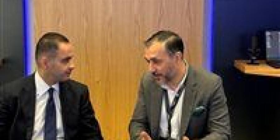 نائب
      وزير
      الصحة
      يلتقي
      ممثلي
      شركة
      HP
      في
      دبي
      لبحث
      تعزيز
      التحول
      الرقمي
      وتطبيقات
      الذكاء
      الاصطناعي
      في
      القطاع
      الصحي