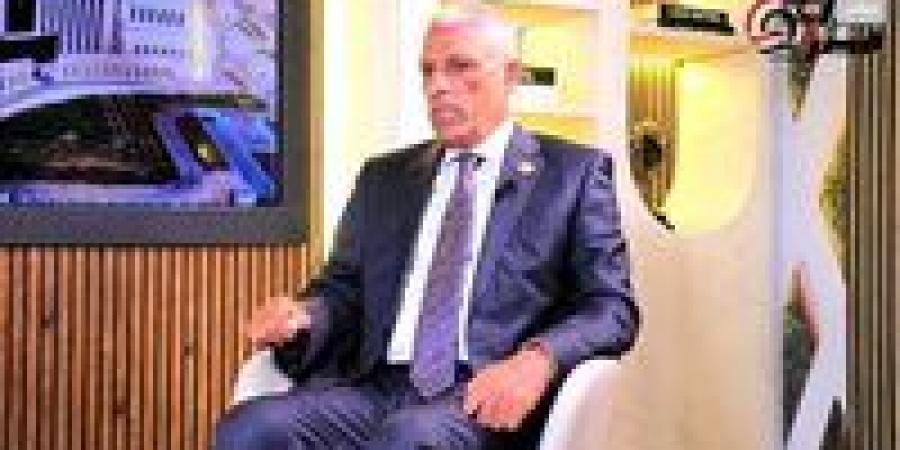 «من
      العجلة
      للأتوبيس»..
      محمد
      الحسيني
      يخوض
      انتخابات
      نواب
      2025
      لاستكمال
      جهوده
      في
      خدمة
      بولاق
      الدكرور