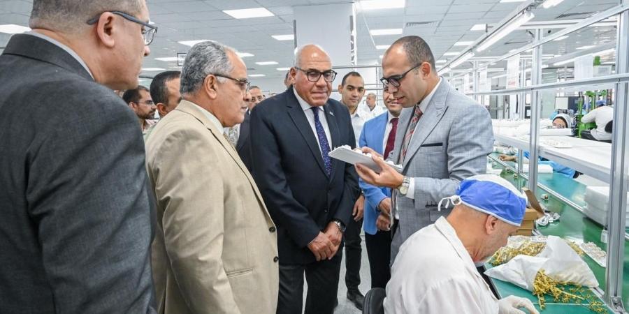 صنع
      في
      مصر..
      الهيئة
      العربية
      للتصنيع
      تطلق
      منتجات
      إلكترونية
      جديدة
      بأسعار
      تنافسية