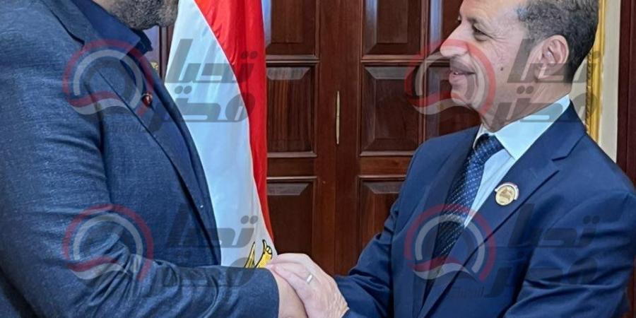 النائب
      محمد
      شبانة
      يتسلم
      كارنيه
      عضوية
      مجلس
      الشيوخ
      2025..ويتحدث
      لـ
      تحيا
      مصر
      ..صور
