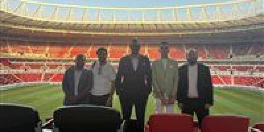 وفد
      من
      نادي
      بيراميدز
      يجري
      زيارة
      تفقدية
      في
      ملاعب
      قطر
      قبل
      مباريات
      كأس
      الإنتركونتيننتال