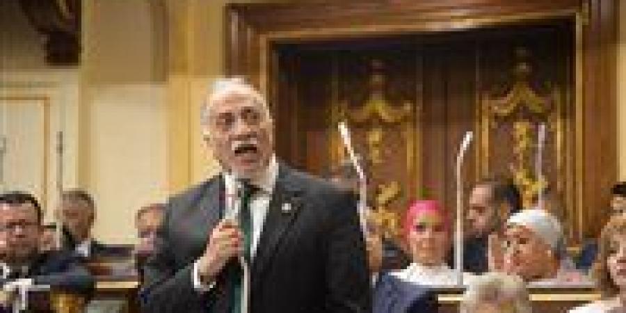 تأكيدا
      لـ
      تحيا
      مصر..
      النائب
      عبد
      الهادي
      القصبي
      يتقدم
      باستقالته
      من
      النواب..
      والبرلمان
      يقبلها
      بعد
      تعيينه
      في
      الشيوخ