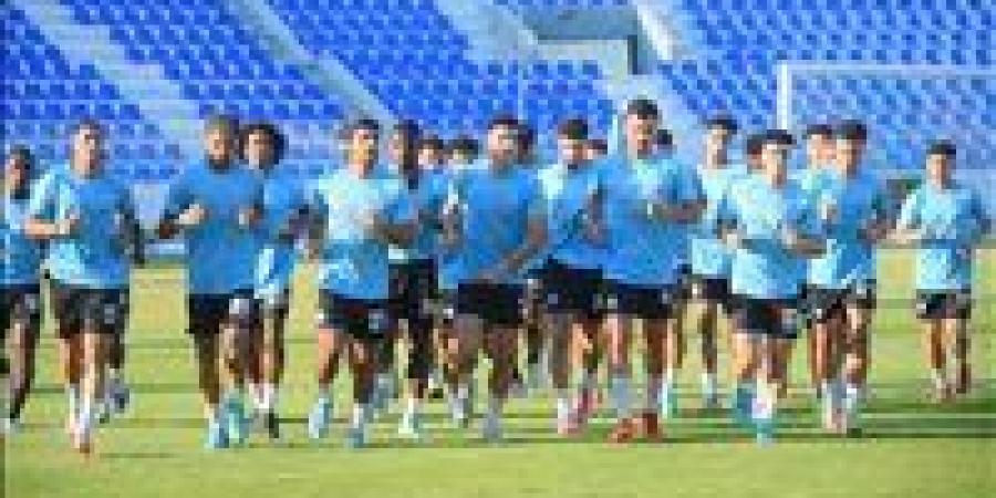 عبد
      العال
      يعلن
      قائمة
      غزل
      المحلة
      أمام
      كهرباء
      الإسماعيلية
      بالدوري
      الممتاز