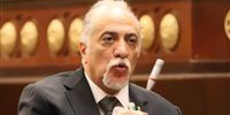 عبد
      الهادى
      القصبى
      وحسام
      الخولى
      يؤدون
      اليمين
      الدستورية
      أمام
      مجلس
      الشيوخ
      2025