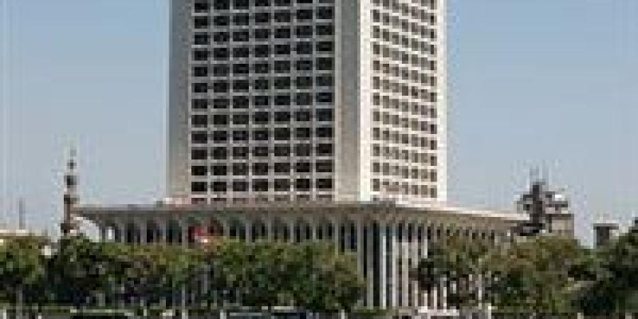 مساعد
      وزير
      الخارجية:
      مستمرون
      في
      دعم
      المؤسسات
      الشرعية
      السودانية