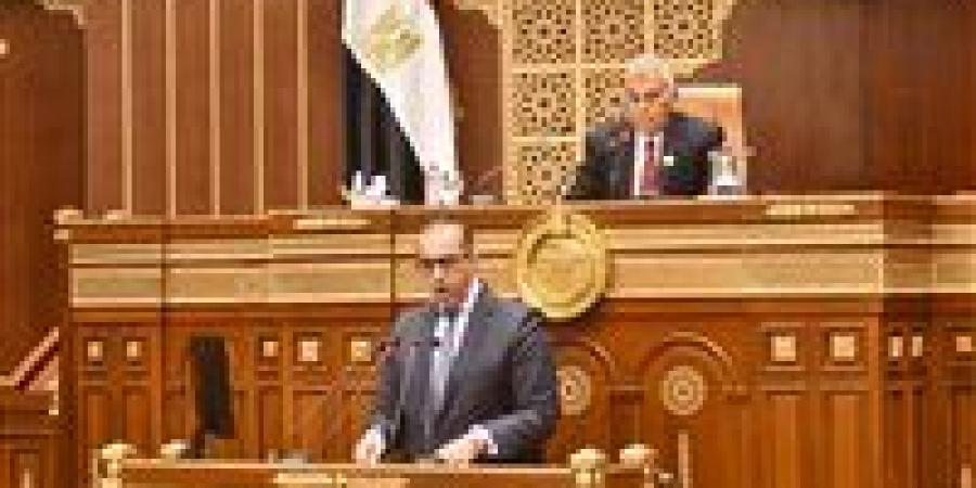 الوزير
      فوزي:
      التنوع
      والتعدد
      اللذان
      تشهدهما
      تركيبة
      مجلس
      الشيوخ
      يعززان
      طبيعة
      ما
      يتطلبه
      العمل
      البرلماني
      من
      خبرات
      مختلفة