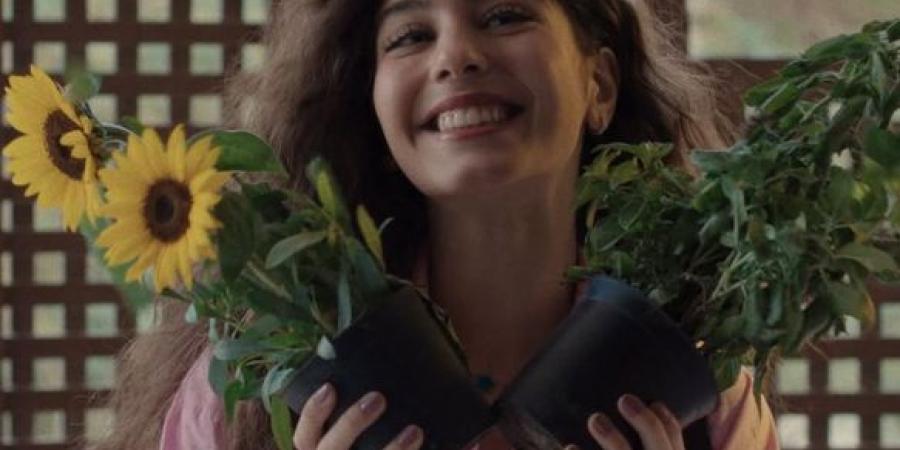 غدًا..
      مايان
      السيد
      تروج
      لعرض
      فيلم
      ولنا
      في
      الخيال
      حب
      في
      مهرجان
      الجونة