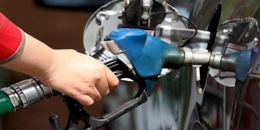 حصار
      تداعيات
      «تحريك
      الوقود»..
      المحافظون
      لـ«الدستور»:
      السلع
      متوافرة
      بكميات..
      ولا
      تهاون
      مع
      التلاعب
      فى
      الأسعار