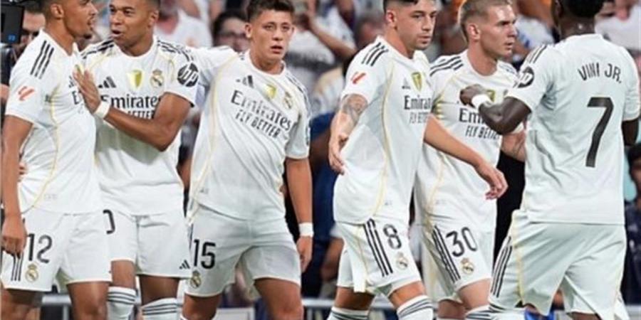 بث
      مباشر
      الآن
      لمباراة
      ريال
      مدريد
      وخيتافي
      في
      الدوري
      الإسباني