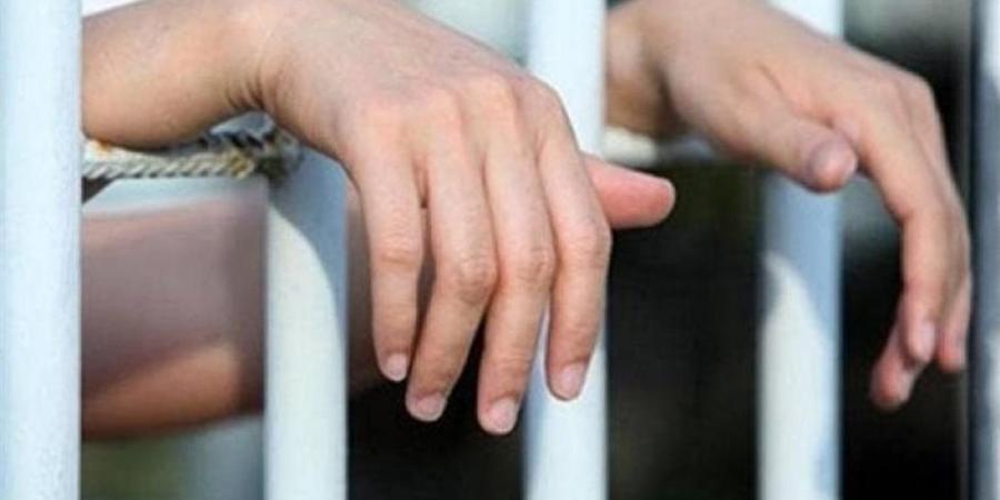 حبس
      تشكيل
      عصابي
      تخصص
      نشاطه
      في
      النصب
      على
      راغبي
      اقتناء
      القطع
      الأثرية