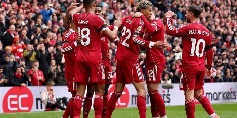 صافرة
      فرنسية..
      حكم
      مباراة
      ليفربول
      وآينتراخت
      فرانكفورت
      في
      دوري
      أبطال
      أوروبا