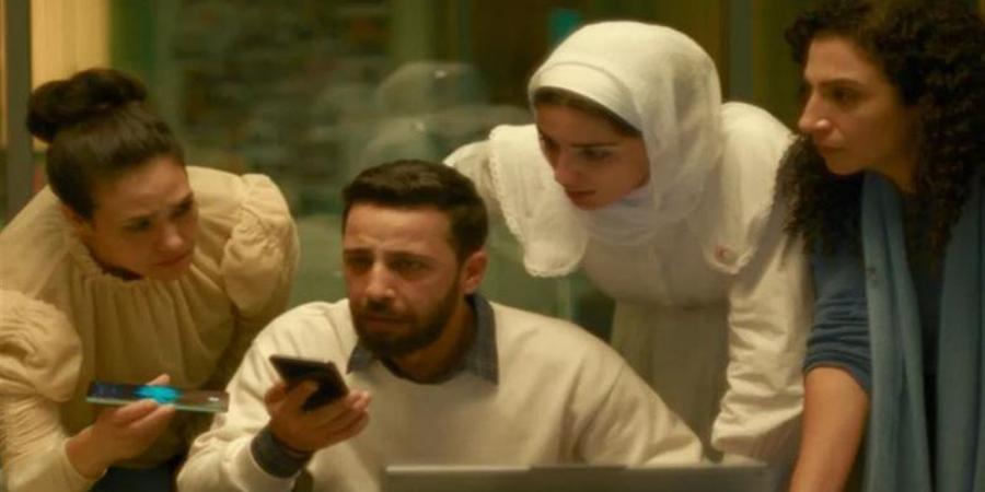 من
      البندقية
      إلى
      الأوسكار..
      "صوت
      هند
      رجب"
      يكتب
      فصلًا
      جديدًا
      في
      تاريخ
      السينما
      التونسية
      والعربية