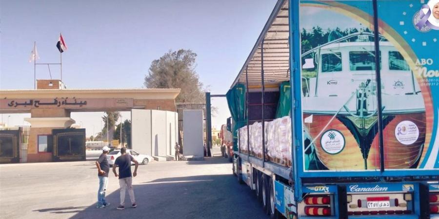 عضو
      بـ"التحالف
      الوطني":
      نجحنا
      فى
      إرسال
      شحنات
      المساعدات
      لغزة