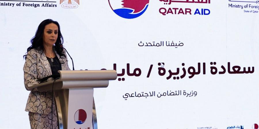 وزيرة
      التضامن:
      مصر
      لا
      تساند
      فلسطين
      بالكلمات
      بل
      بالأفعال
      والعمل
      والتضحية