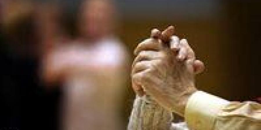 النساء
      يتقدّمن
      في
      العمر
      أسرع
      داخل
      الدماغ..
      والسبب
      مفاجئ!