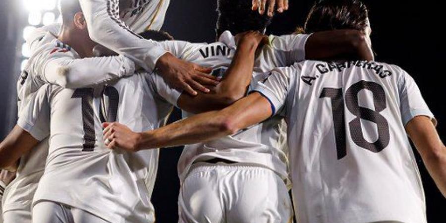 كيليان
      مبابي
      يقود
      ريال
      مدريد
      للفوز
      على
      خيتافي
      بهدف
      نظيف
      في
      الدوري
      الإسباني