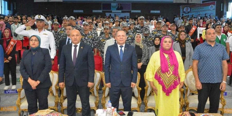 احتفالات
      بالسمسمية
      فى
      ذكرى
      نصر
      أكتوبر
      بدمياط