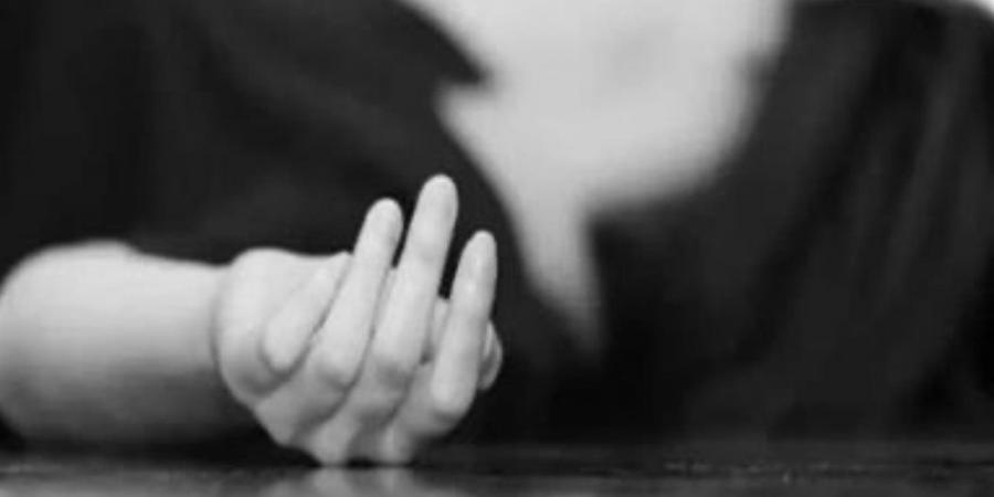مقتل
      سيدة
      على
      يد
      طليقها
      طعنًا
      أمام
      مدرسة
      بحي
      الزيتون
      فى
      المنوفية