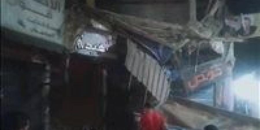 إصابة
      شخص
      إثر
      انهيار
      بلكونتين
      من
      عقار
      سكني
      في
      الشرقية