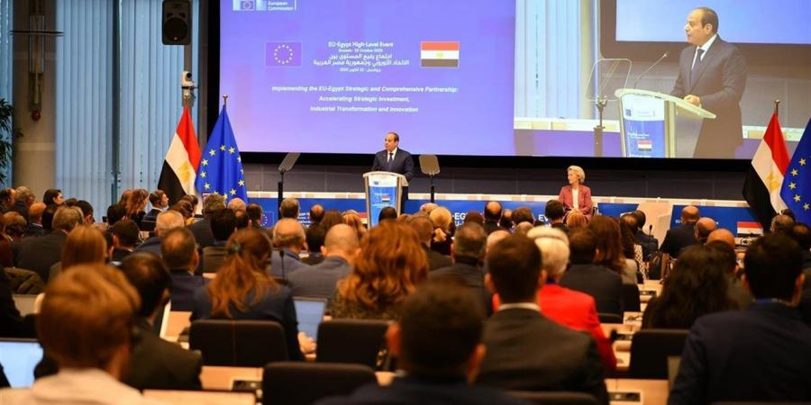بيان
      مشترك
      بين
      مصر
      وقادة
      الاتحاد
      الأوروبي
      بمناسبة
      القمة
      المصرية
      الأوروبية