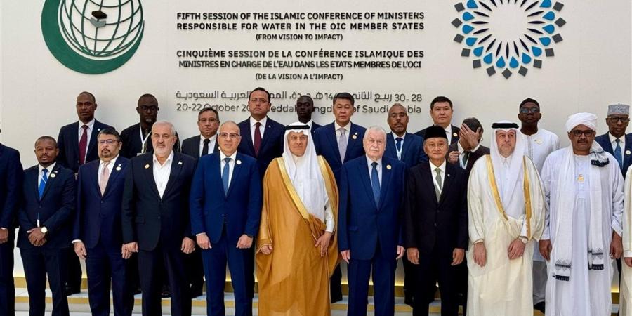 وزير
      الري:
      الاستثمار
      في
      الإنسان
      هو
      السبيل
      لتحقيق
      النجاح
      والتقدم